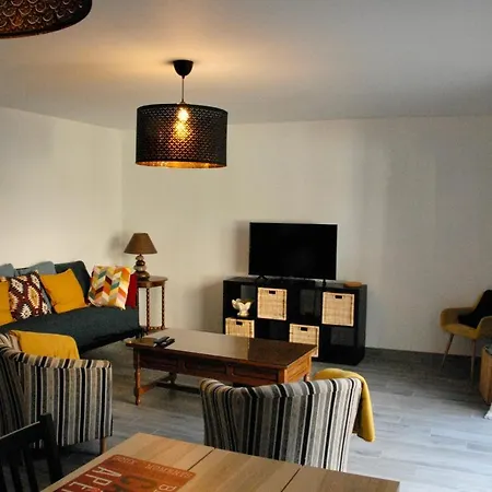 La Maison Du Fond Holiday home *