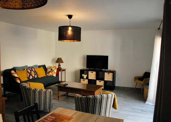 La Maison Du Fond Holiday home *